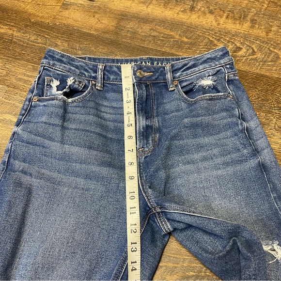 American Eagle Mom Straight Jean Womens Size 10 Stretch Distressed Ripped Blue - Picture 2 of 10